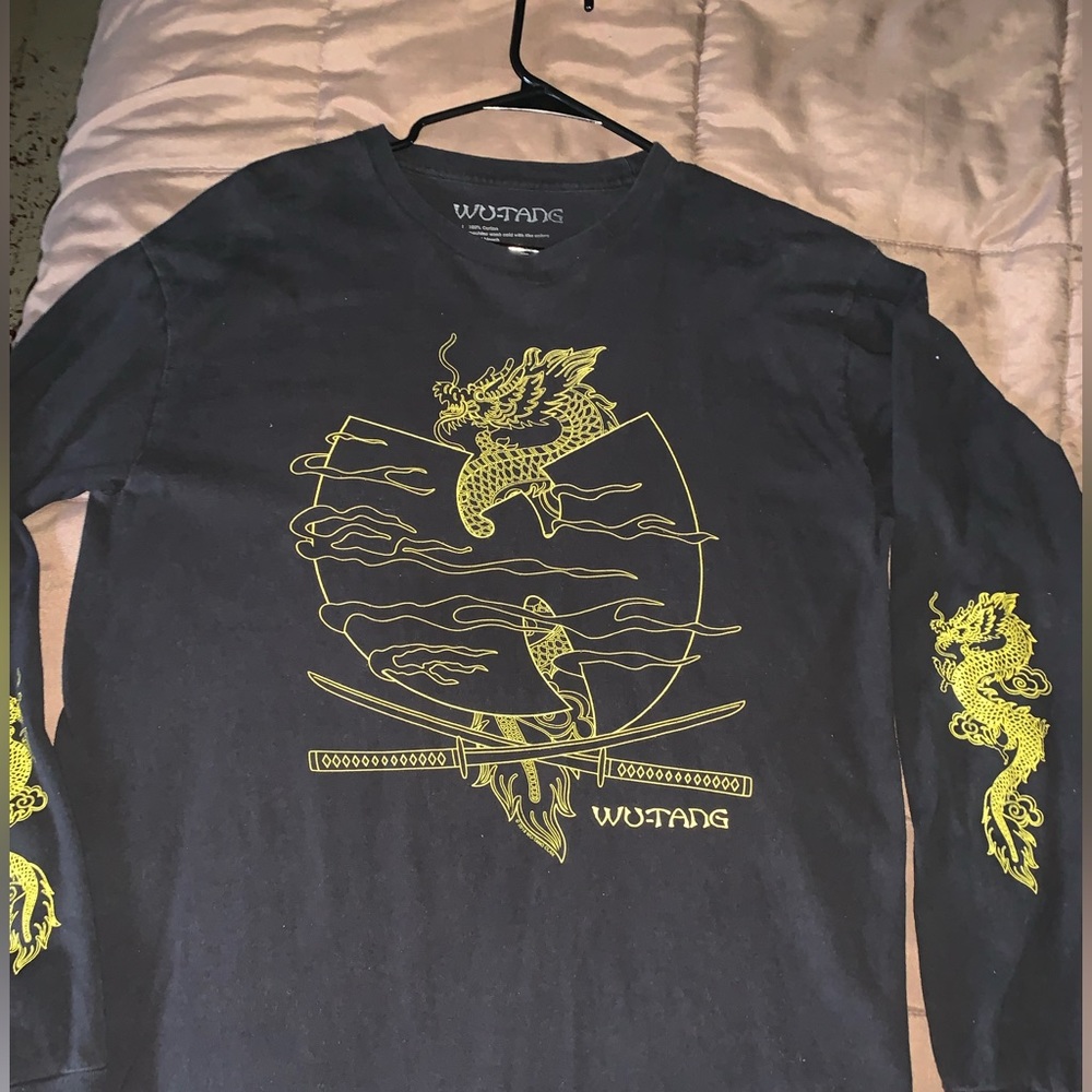 Official wutang long sleeve tee.